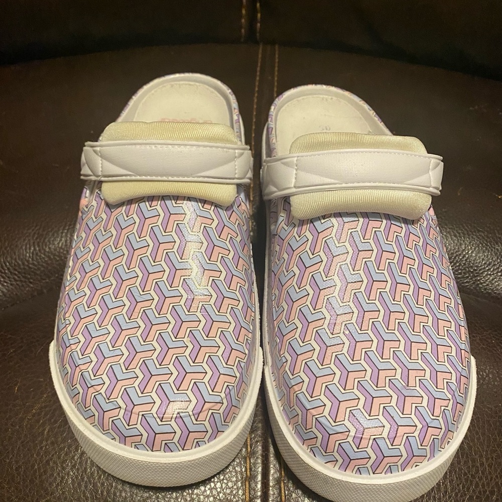 Nurse crocs